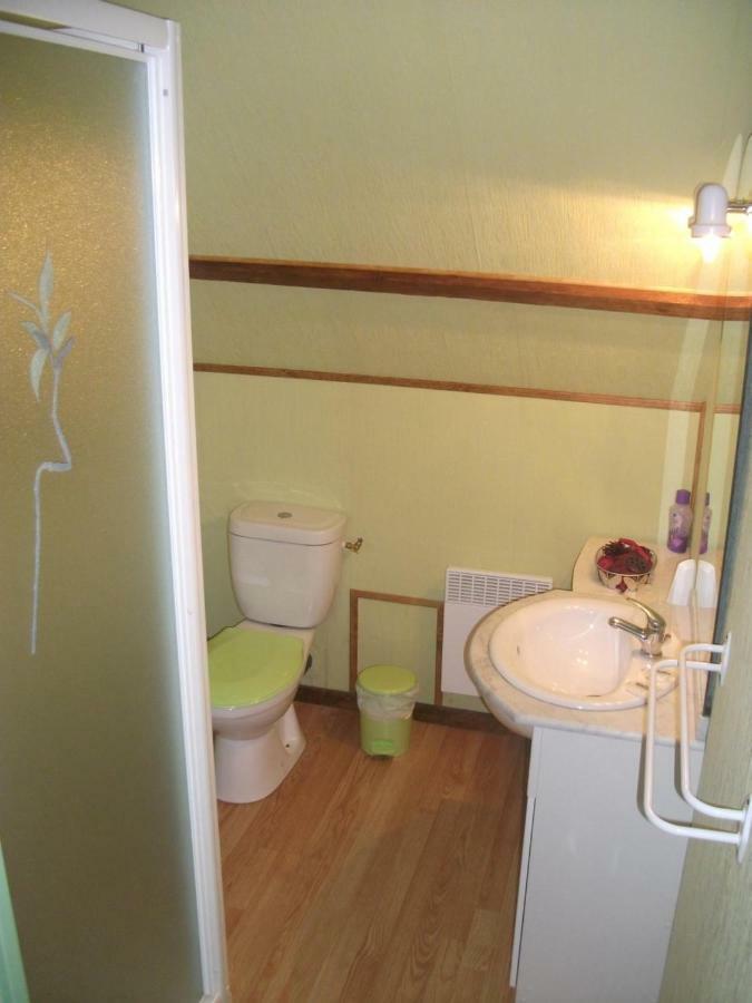 Le Clos Des Roses Incheville Exteriör bild